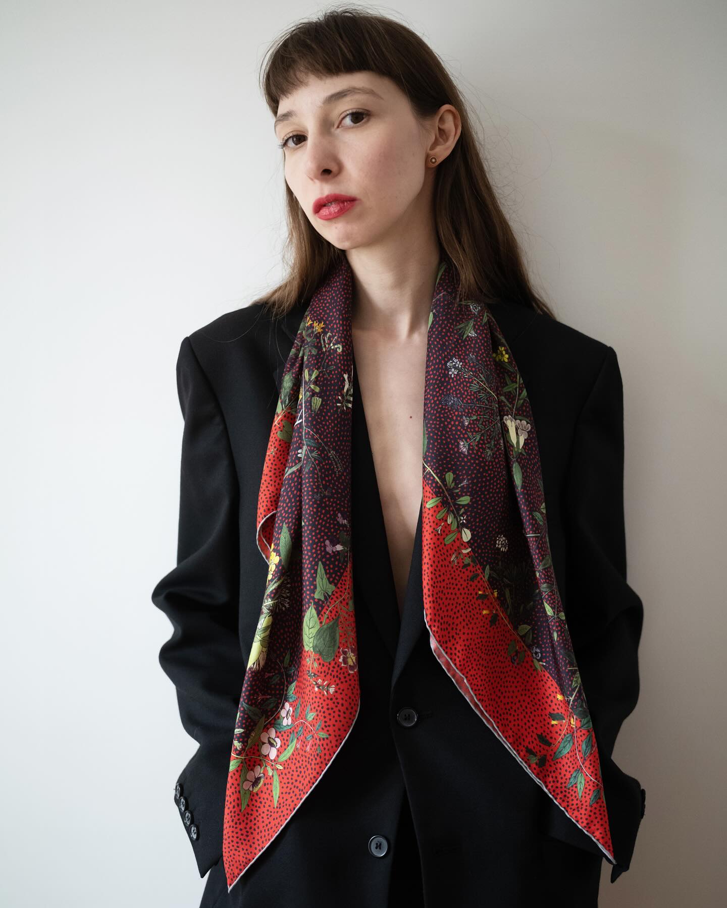 MiniWorld - Silk Twill Square Scarf | Mont Kiji